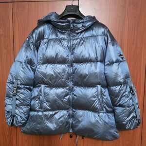 Women's Blue Puffer Jacket by Jayloucy-France (NWOT)